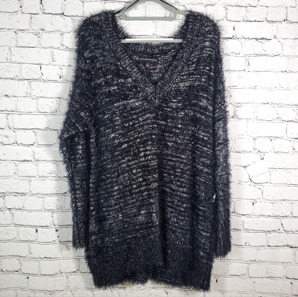 Rock & Republic V-Neck ULTRA SOFT Sweater Silver Metallic Black Size XL